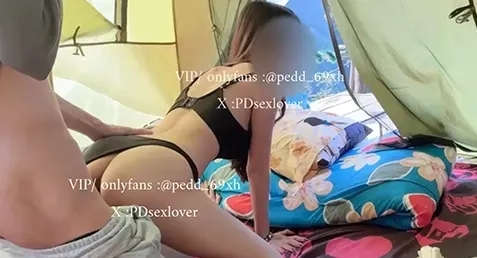 พาน้องบันไปเย็ดในเต็นท์วิวเขา pedd_69xh ชวนน้องเย็ดให้ดูดควยโม๊กสด แล้วแอ่นหีโผล่หัวออกนอกเต็นท์ Onlyfans โดนด๊อกกี้ซอยยิกๆ จัดเต็มแตกในน้ำว่าวเยิ้มหี
