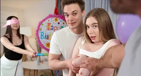 OnlyTarts หนังxฝรั่ง Alisha Crazy & Remido เรื่องราวในปาร์ตี้วันเกิดของ เรมิโด้ เธอมีพี่ชายต่างแม่และมีเพื่อนสาวคนสนิทมาร่วมงาน จัดปาร์ตี้ปิดตาใช้ไม้ฟาดพิเนตา แล้วเพื่อนสาวอย่าง อลิชาก็แอบเล่นควยหนุ่มๆ ก่อนเธอจะมาจับเจอแล้วกลายเป็นปาร์ตี้สวิงกิ้ง 4P สองคู่เสียวกันแทน สลับกันเย็ดล่อหีเนียนๆ ชุดใหญ่ชักว่าวแตกคาปาก