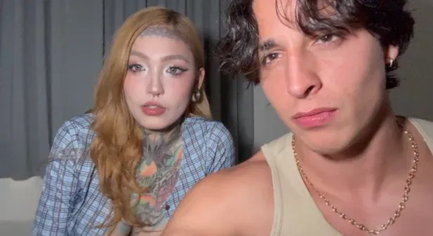 กัตเย็ดสาวไต้หวันสักลายเต็มตัว gattouz0 & jethedeath หนุ่มสายเย็ดรอบนี้นัดคอลแลปส์กับสาวสักลายลุค Alternative หุ่นเด็ดนมใหญ่ขาวน่ารัก เล้าโลมเลียหีเนียนๆ โม๊กควยแล้วแหกหีเย็ด เจาะนมเจาะหีเจาะจมูกอย่างเด็ด พาดบ่าตอกหีเน้นๆ เย็ดท่าหมาแล้วอ้าหีเด้าซอยยับ ตะแคงหีเอากันแตกในคาจิ๋ม